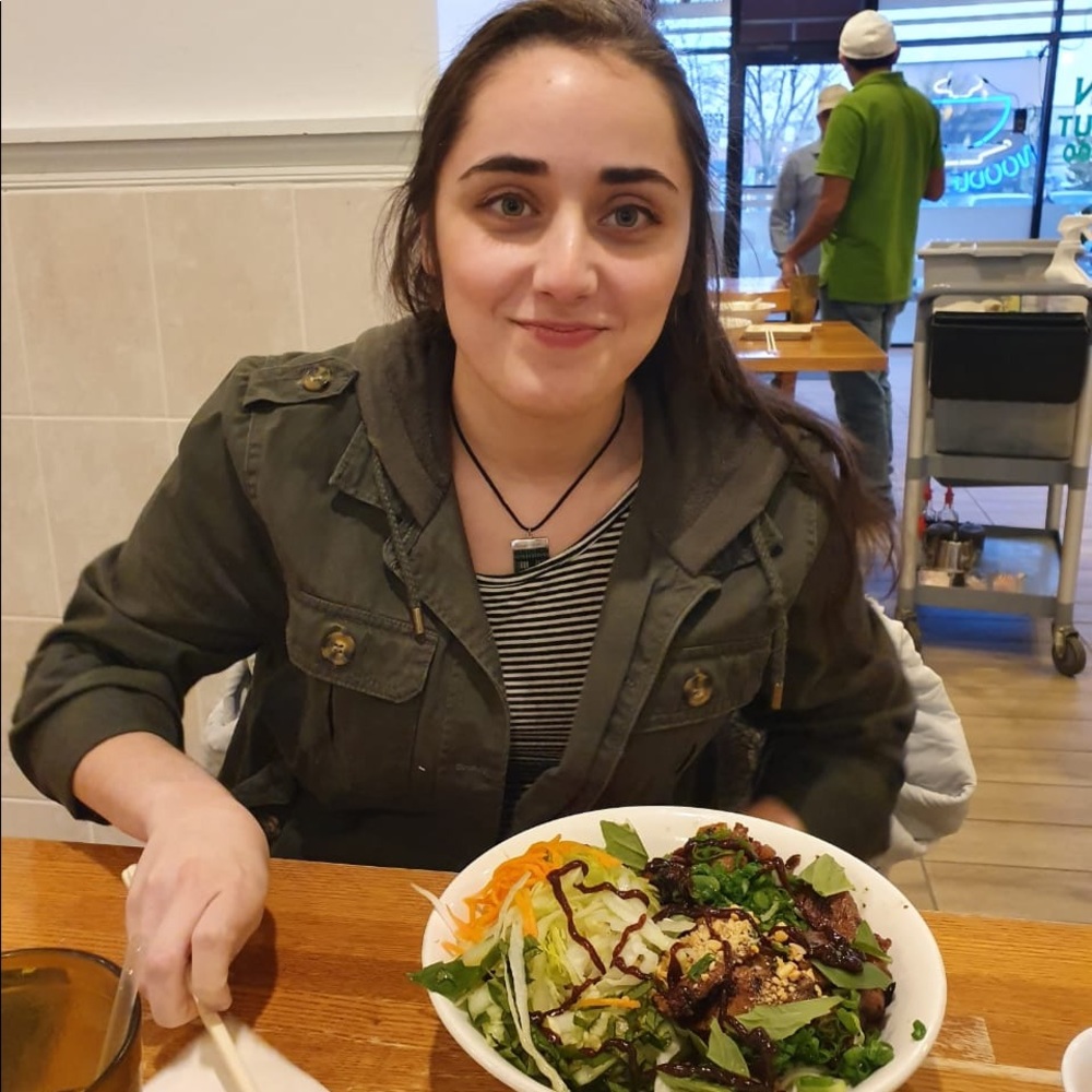 Meet your Posher, Rebecca